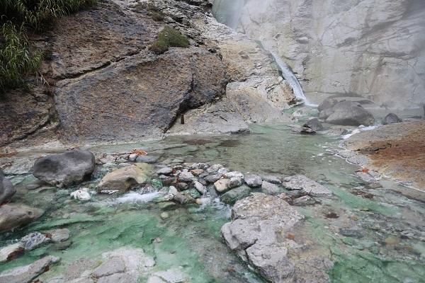 大湯滝の写真