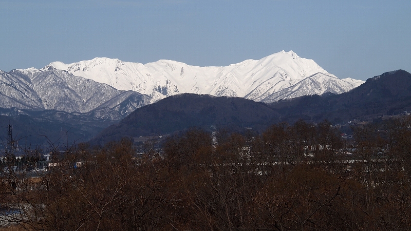 谷川岳双耳峰の写真