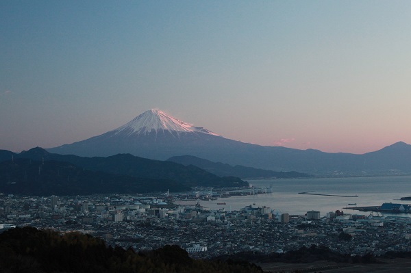 日本平からの富士朝景（冬）の写真