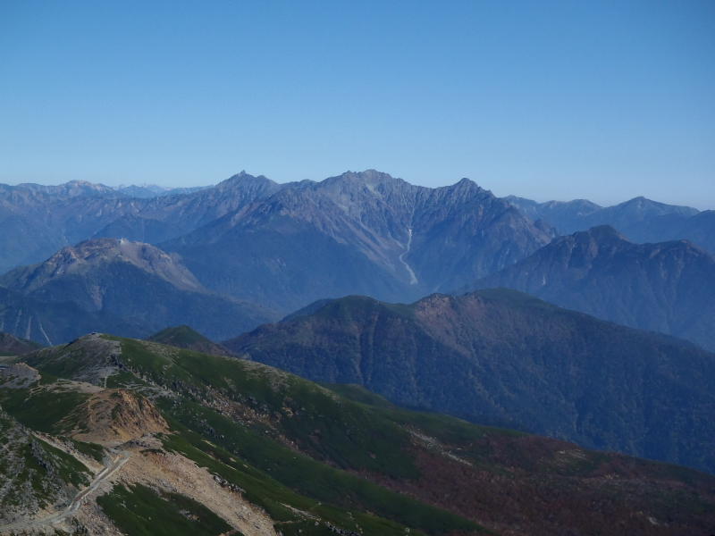 乗鞍岳から：穂高岳と槍ヶ岳の写真