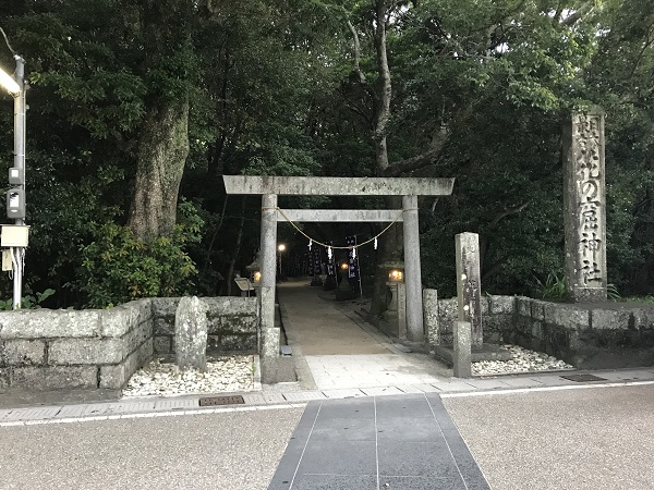 花窟神社の写真