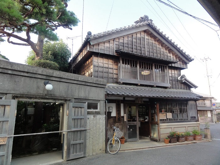 伊勢河崎商人館　正面外観の写真