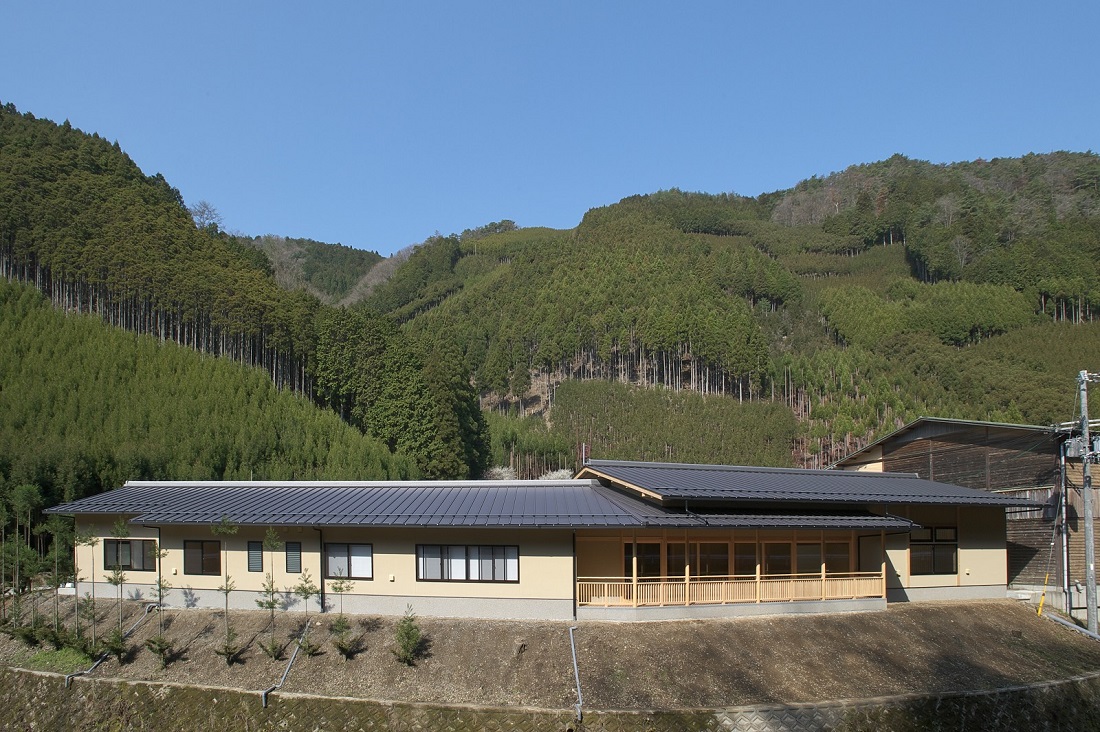 京都北山杉の里総合センター外観の写真