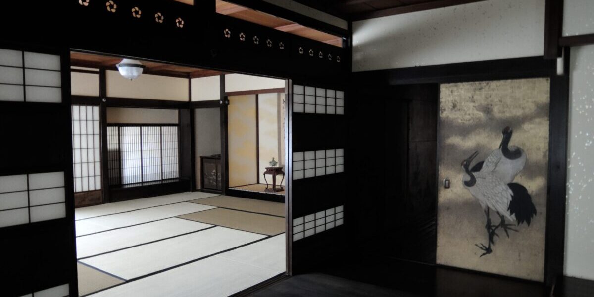 「お能の間」と大広間の写真