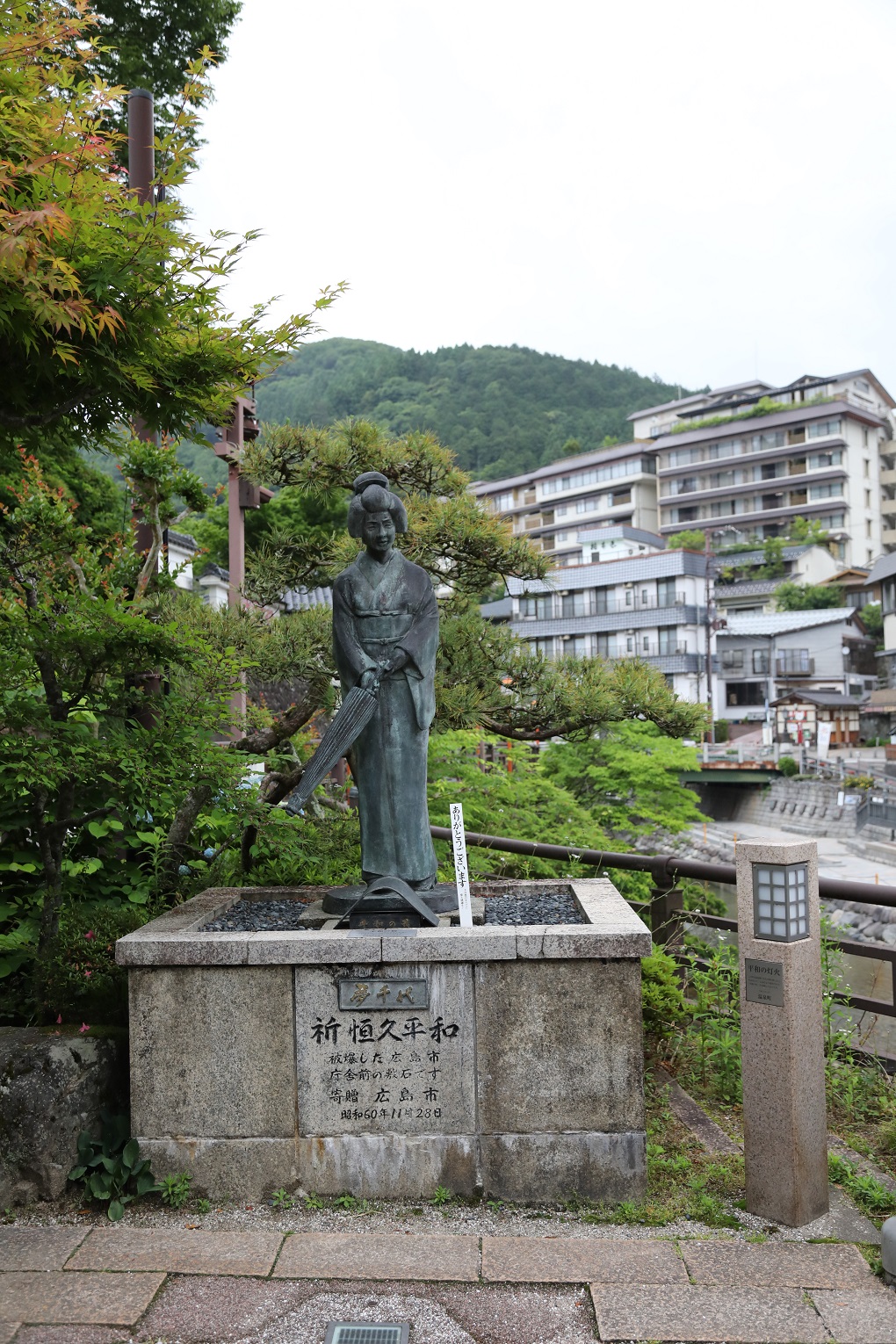 夢千代像の写真