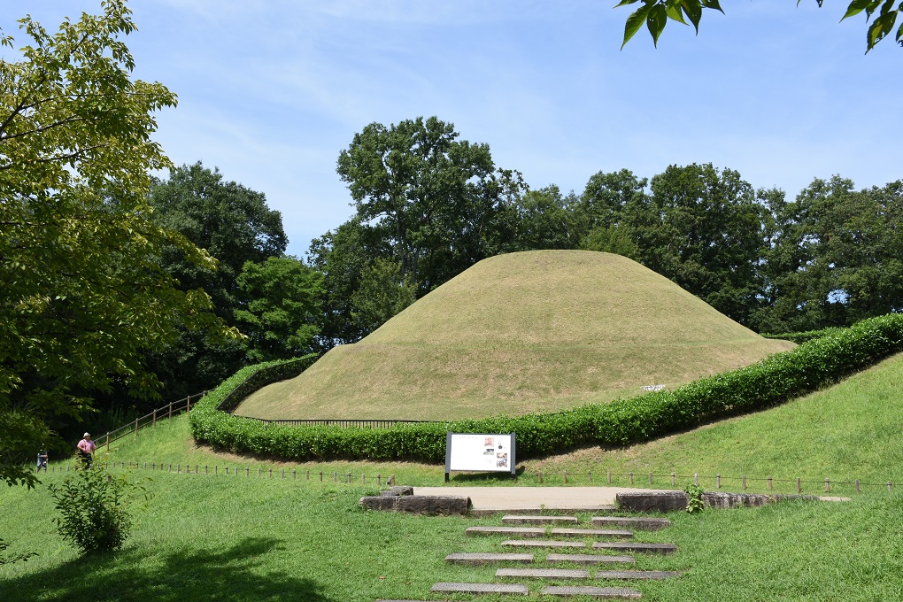 高松塚古墳の写真