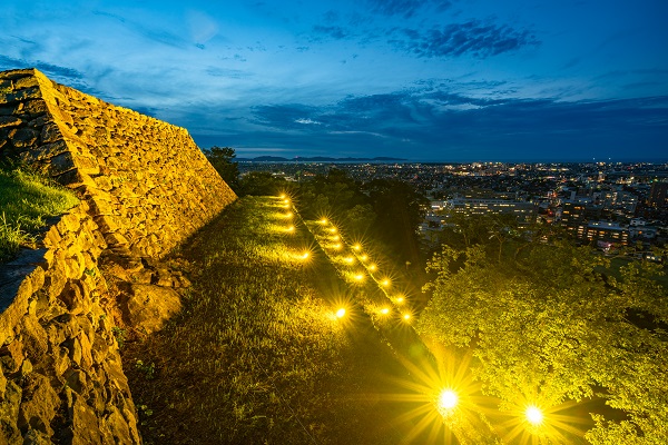 米子城跡ライトアップの写真