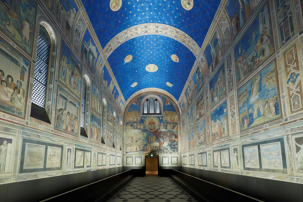スクロヴェーニ礼拝堂壁画の写真