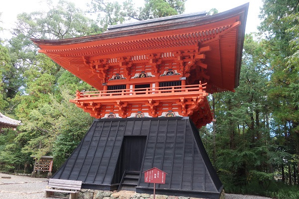 土佐神社鼓楼の写真