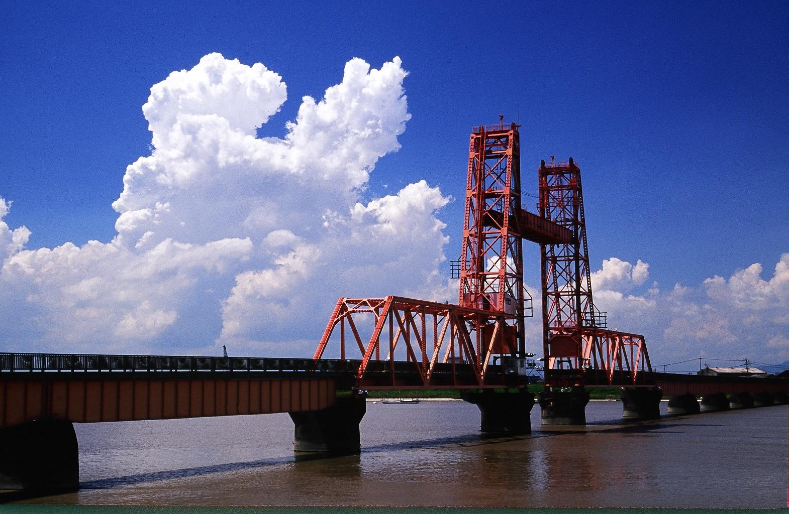 第８回金賞「真夏の昇開橋」の写真