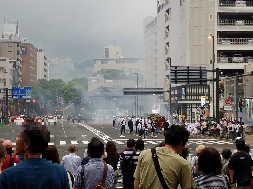 長崎の精霊流しの写真