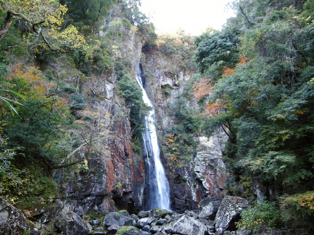 西椎屋の滝の写真