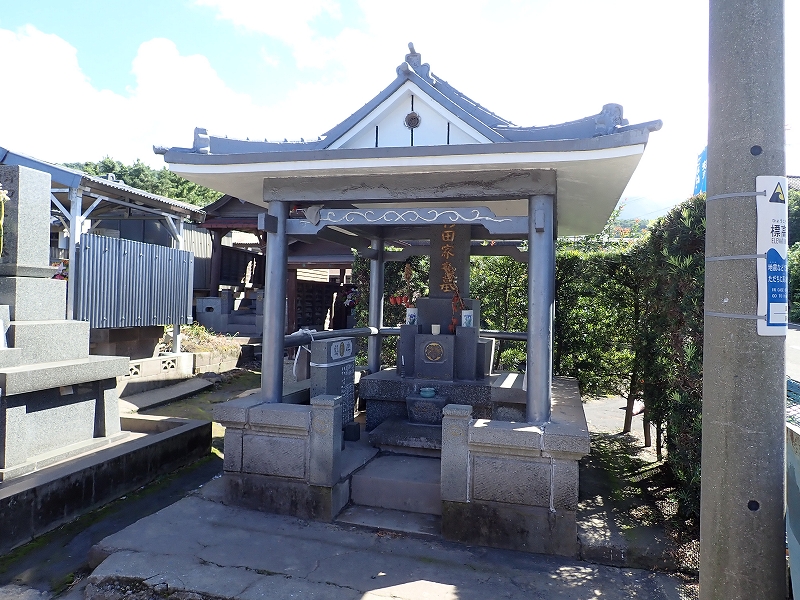 桜島周辺地域の墓地の写真